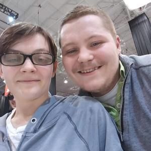 Meet your Posher, Travis